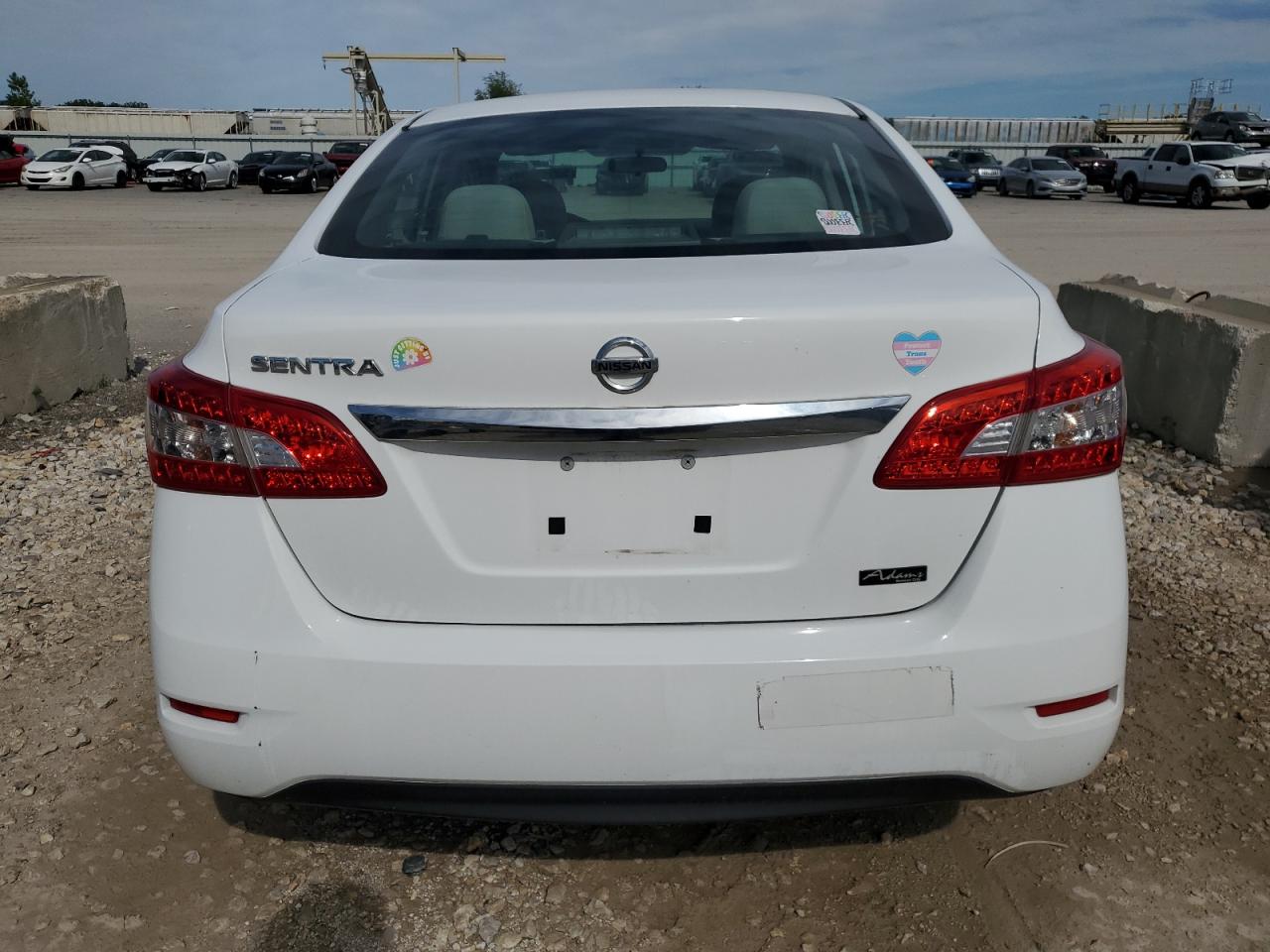 2015 Nissan Sentra S vin: 3N1AB7AP1FY286493