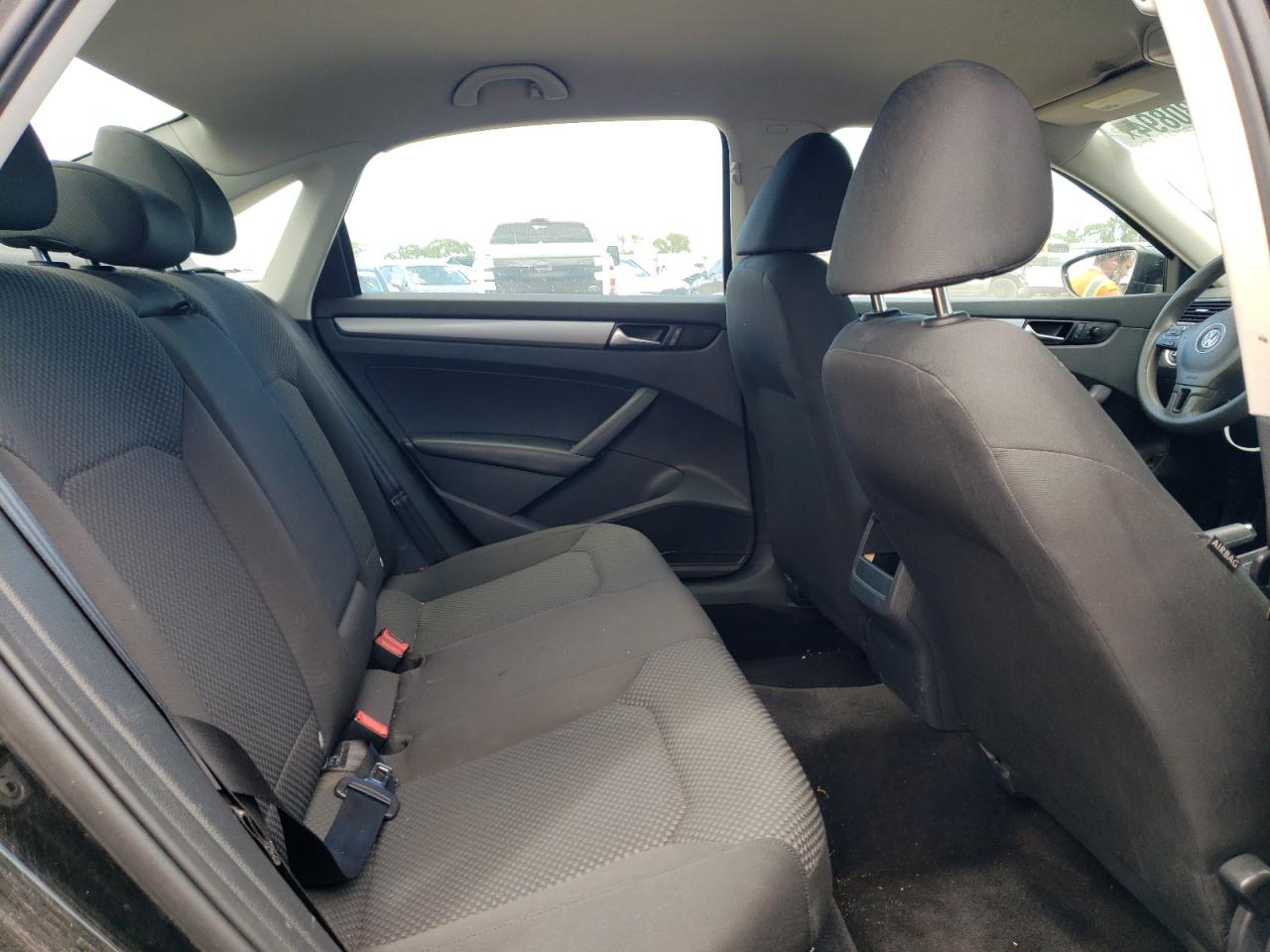 1VWAP7A31CC055784 2012 Volkswagen Passat S