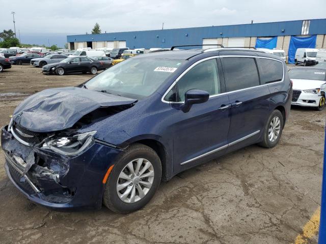 2018 Chrysler Pacifica Touring L VIN: 2C4RC1BG6JR261865 Lot: 53443574