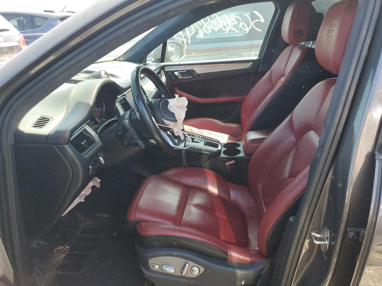 WP1AF1A59FLB99090 2015 Porsche Macan Turbo