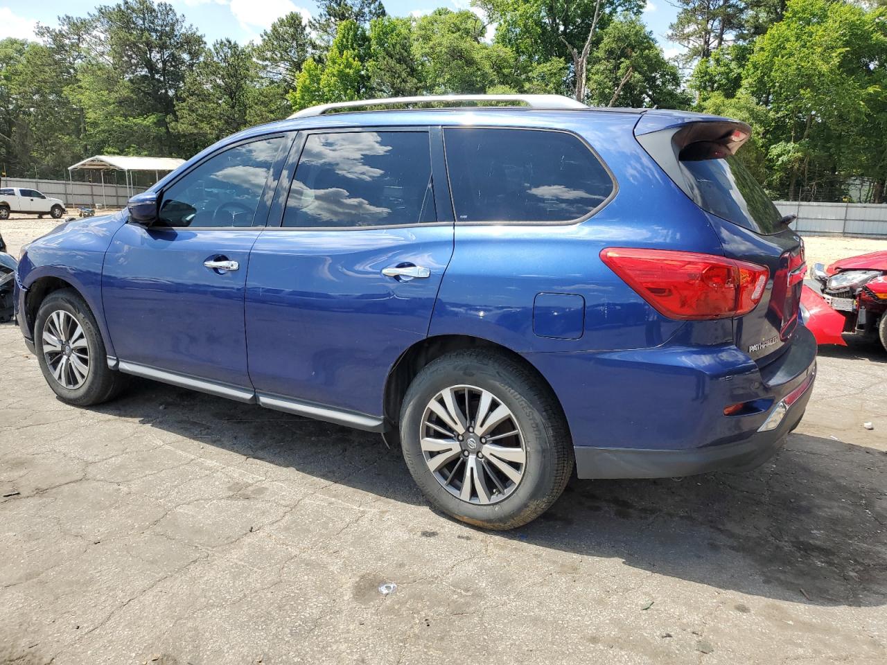 2017 Nissan Pathfinder S vin: 5N1DR2MN7HC678890