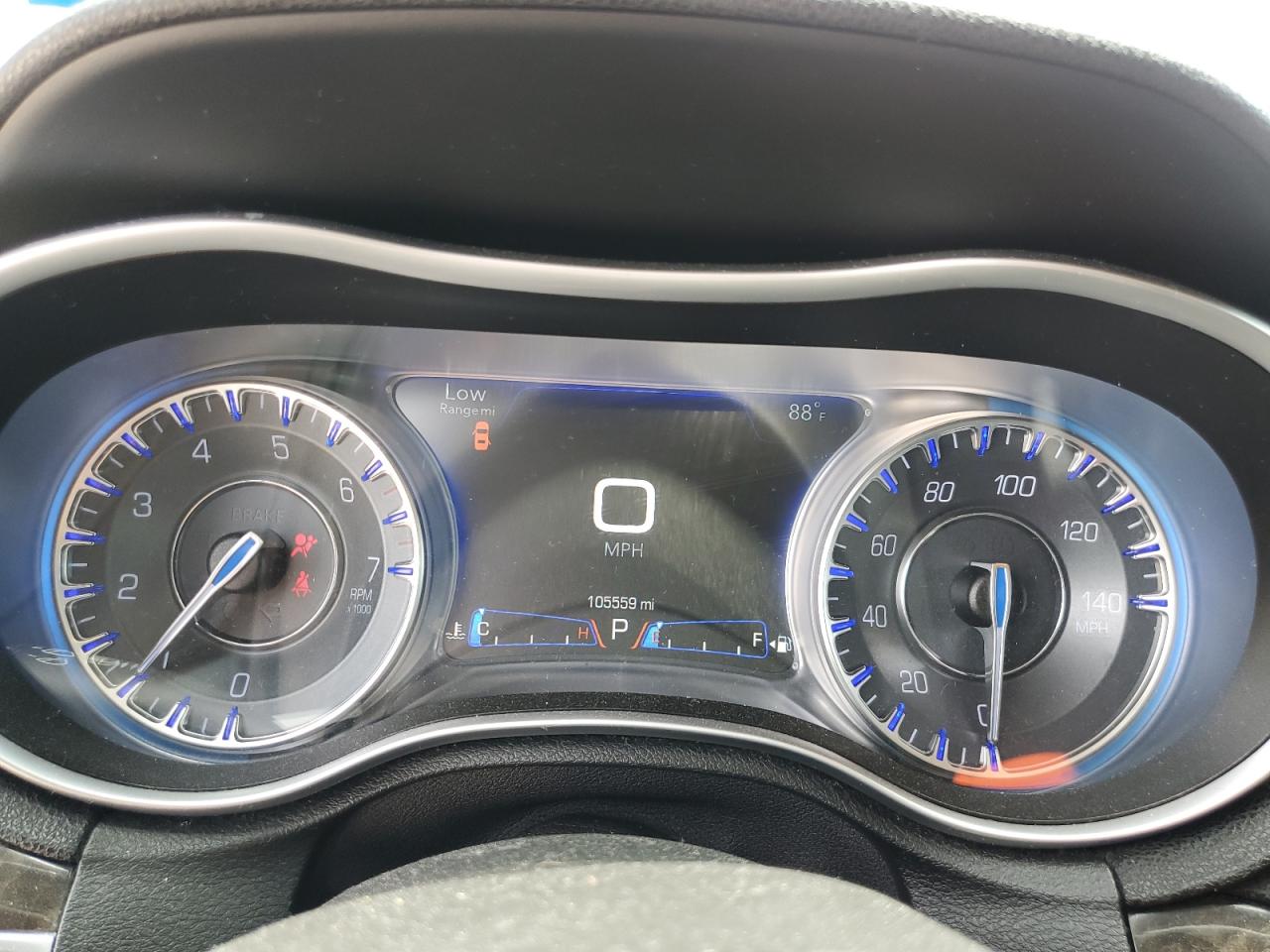 2C3CCAEG4HH645973 2017 Chrysler 300C