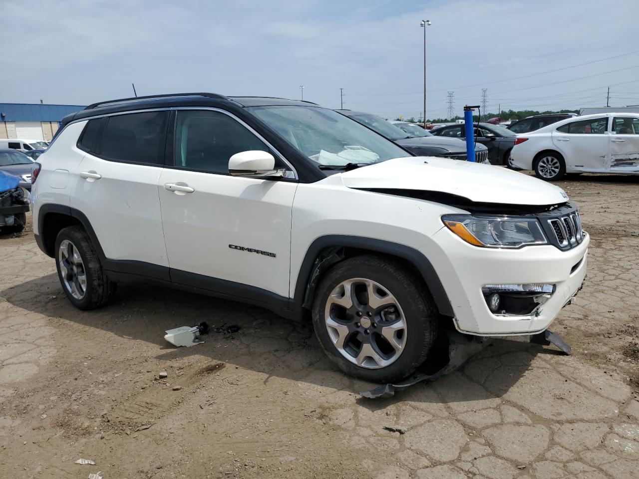 3C4NJDCB3JT470311 2018 Jeep Compass Limited