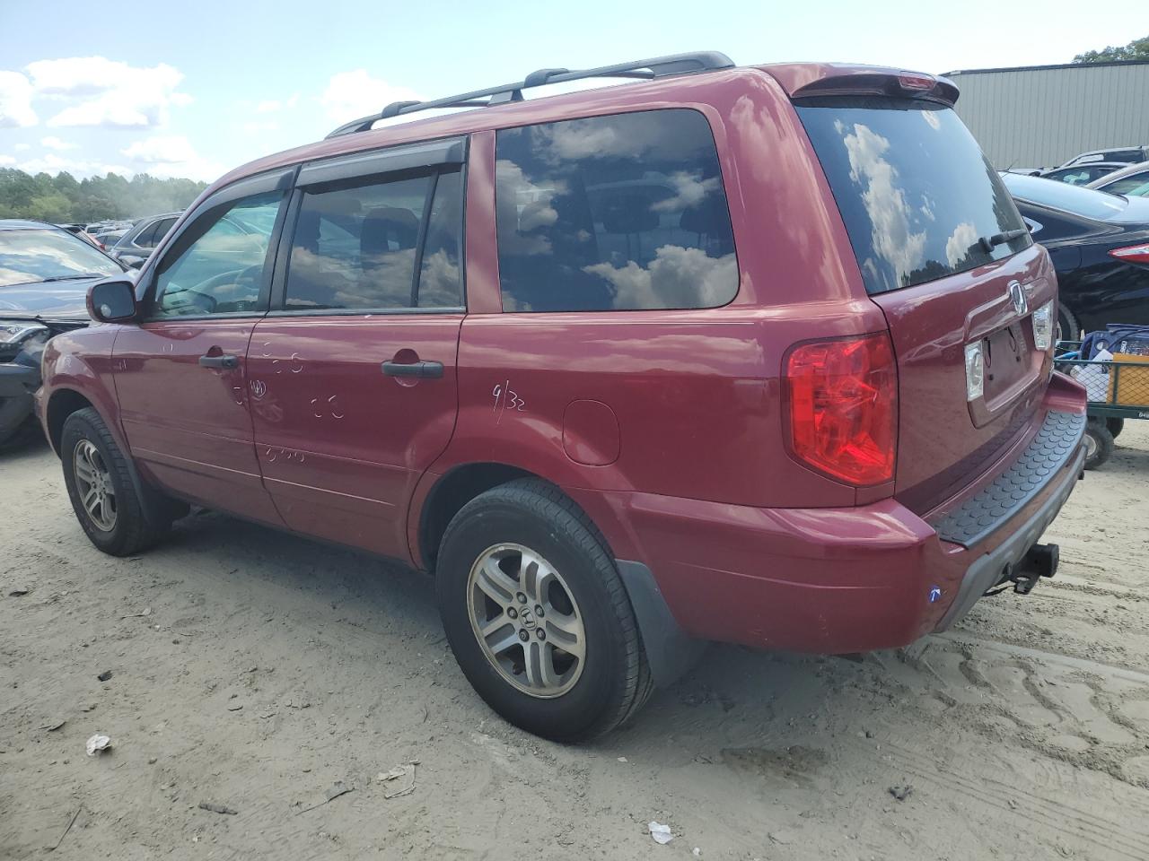 5FNYF18605B011489 2005 Honda Pilot Exl