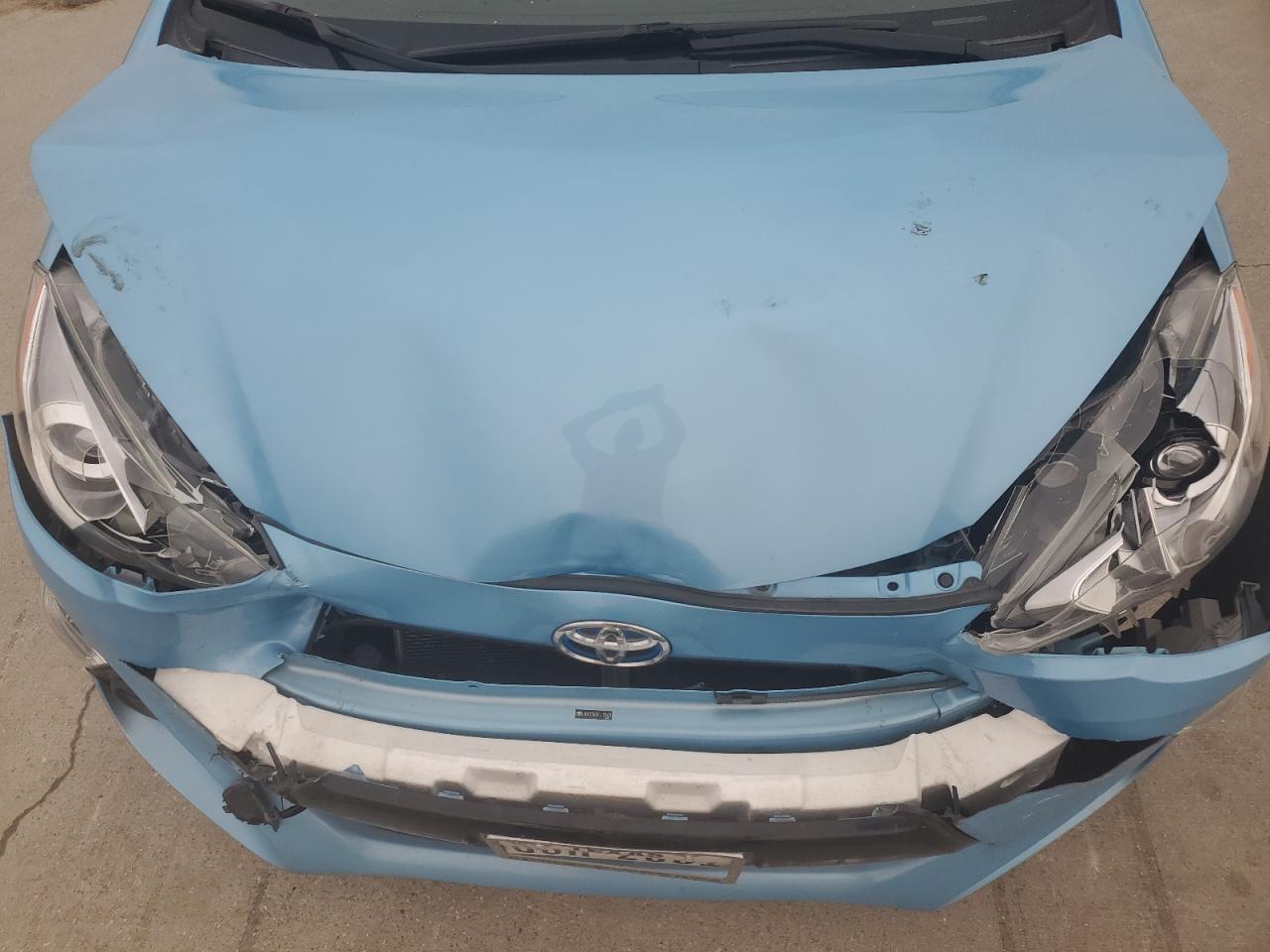 JTDKDTB39F1105421 2015 Toyota Prius C