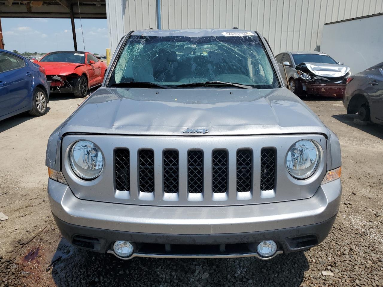 1C4NJPFAXGD683520 2016 Jeep Patriot Latitude