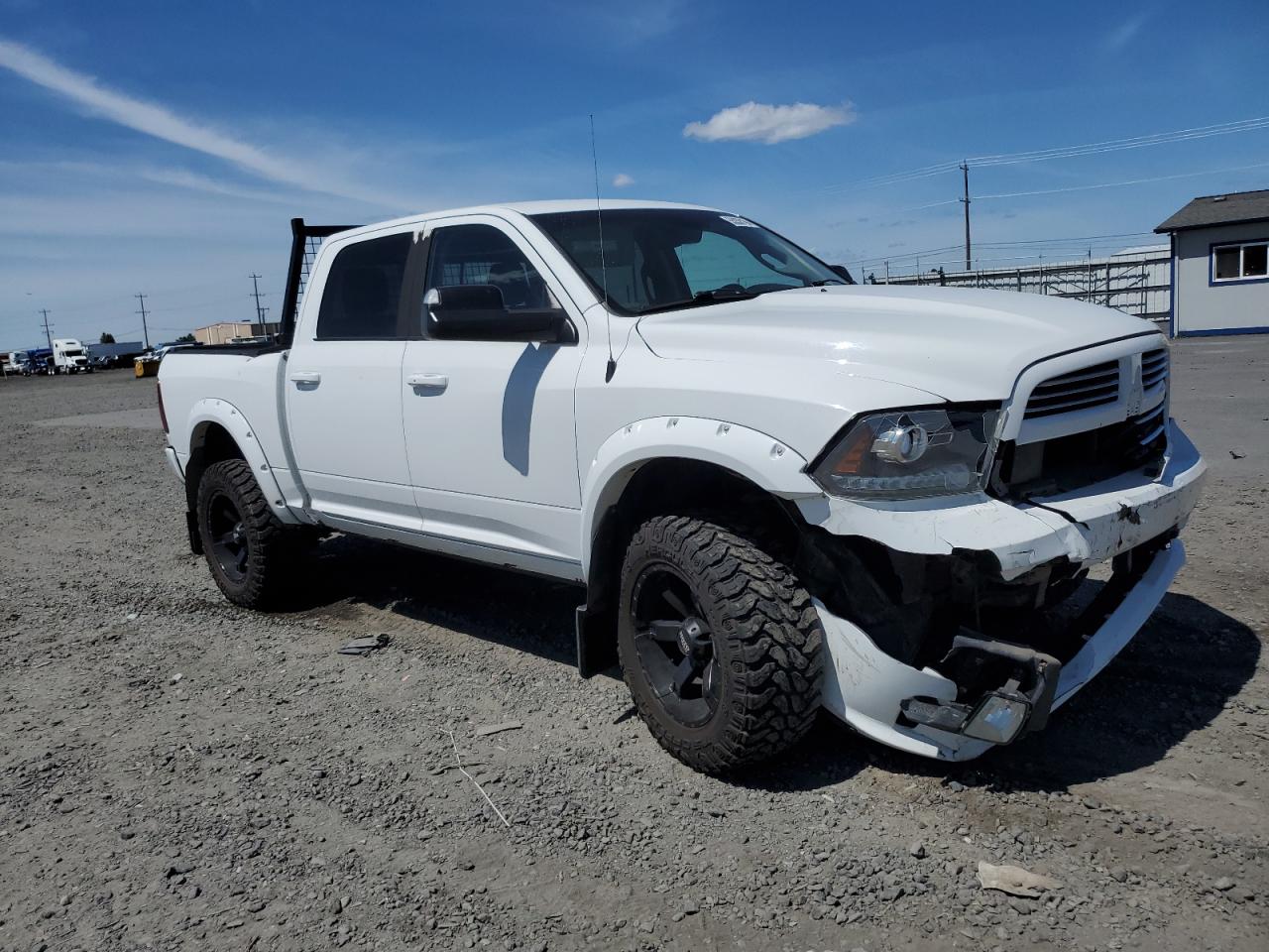 1C6RR7MT0ES392619 2014 Ram 1500 Sport