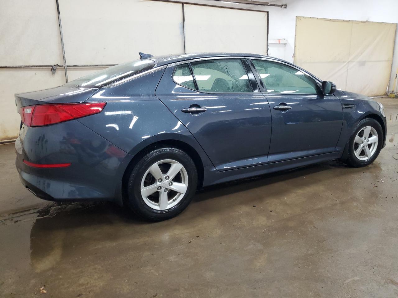 2015 Kia Optima Lx vin: KNAGM4A73F5540621