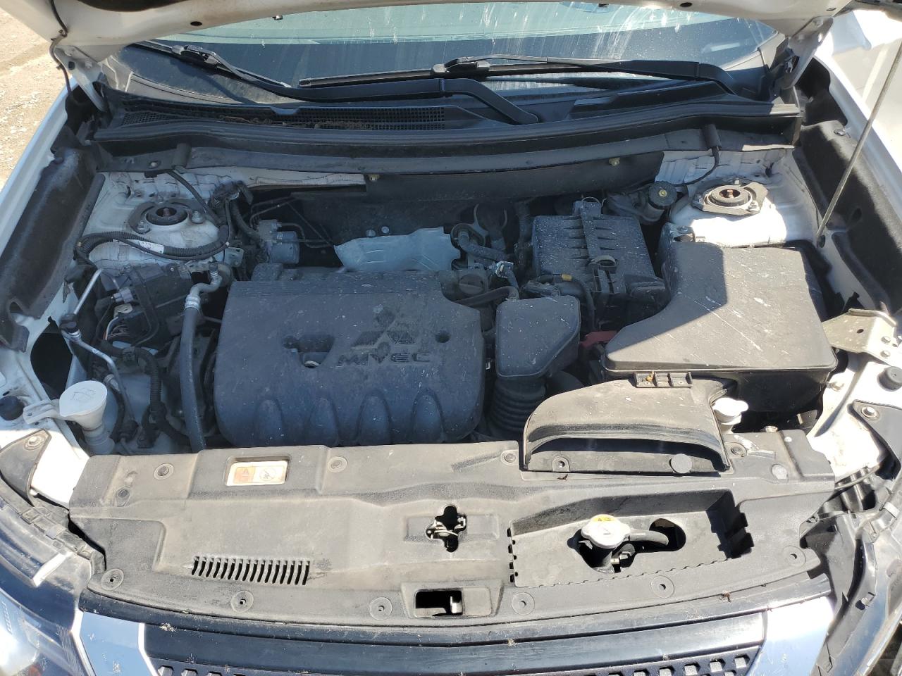 JA4AD2A3XLZ003334 2020 Mitsubishi Outlander Es