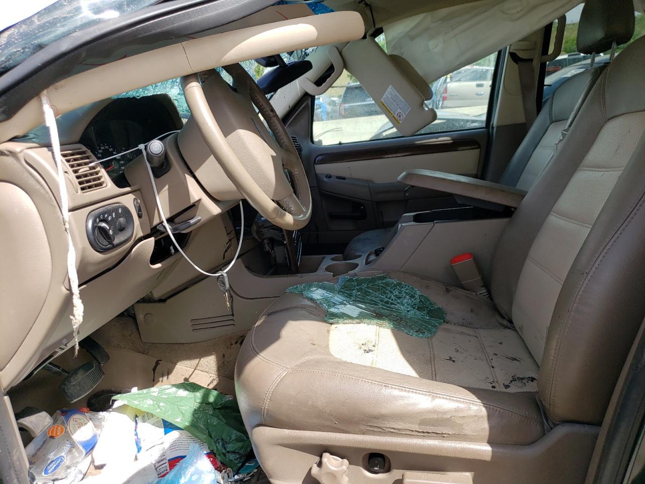 1FMDU74W54UB47440 2004 Ford Explorer Eddie Bauer