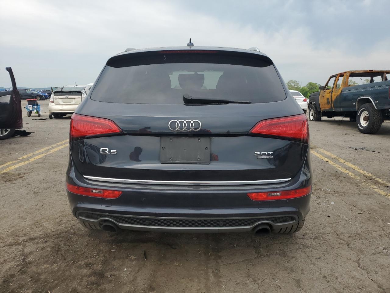 WA1M2AFP5HA077940 2017 Audi Q5 Premium Plus