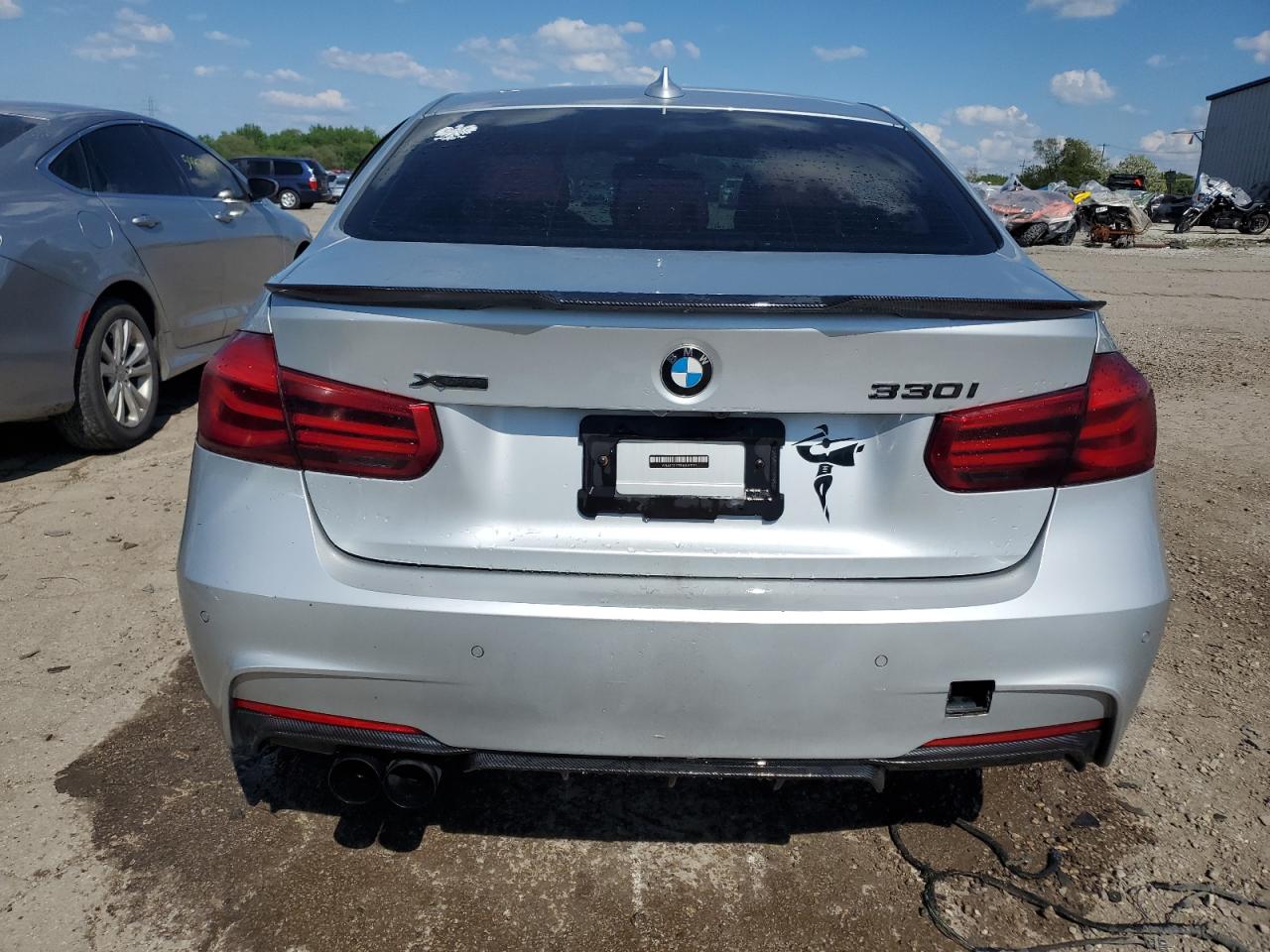 WBA8D9G33HNU63533 2017 BMW 330 Xi