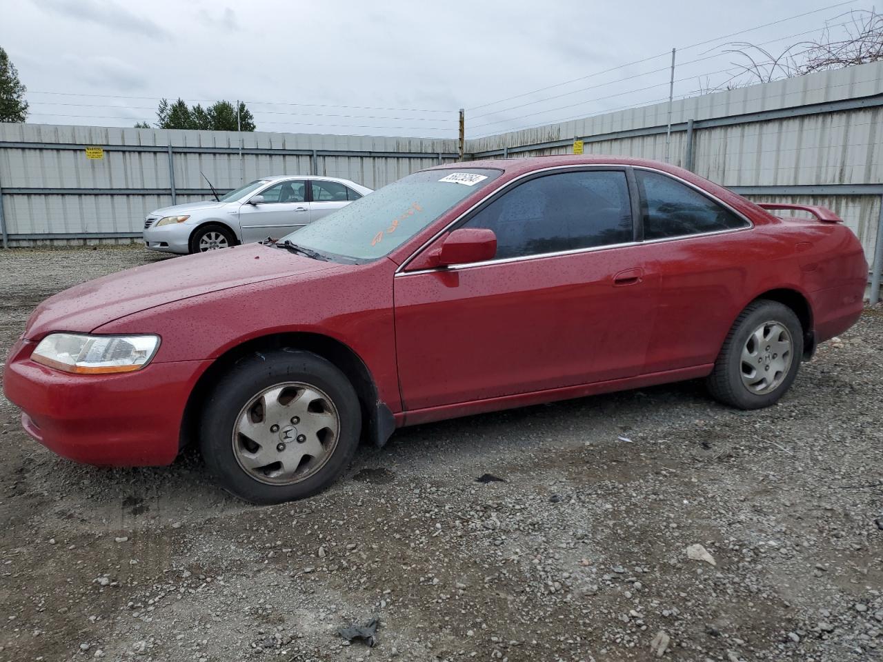 1HGCG3252YA013178 2000 Honda Accord Ex