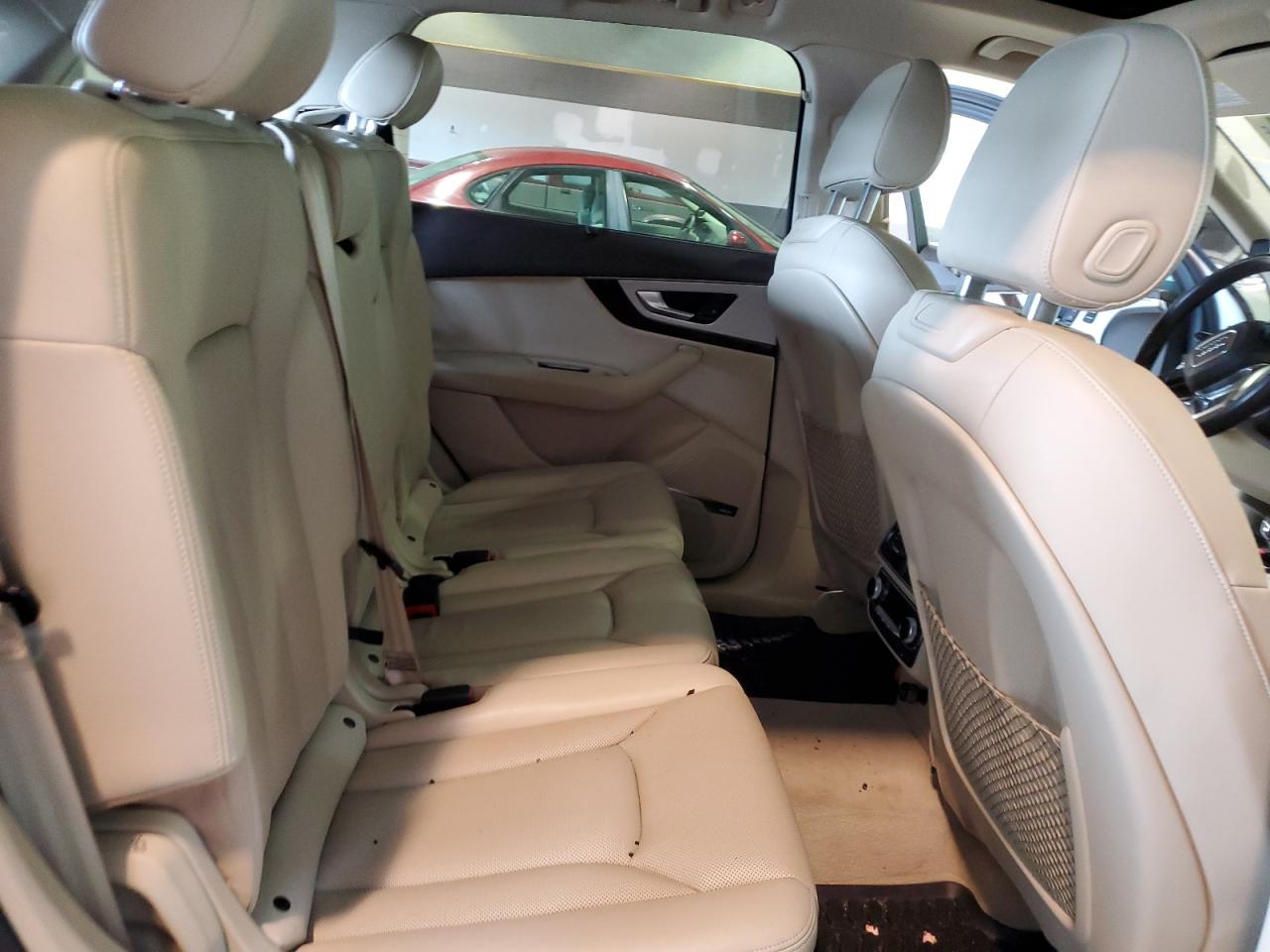 WA1LHAF78JD027970 2018 Audi Q7 Premium Plus