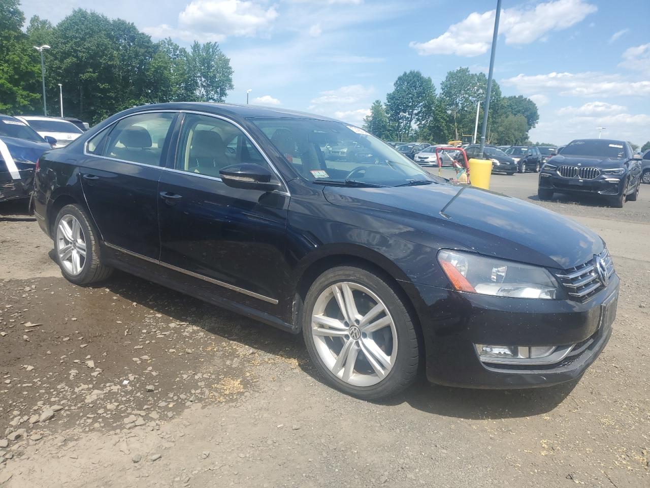 1VWCN7A35CC002858 2012 Volkswagen Passat Sel