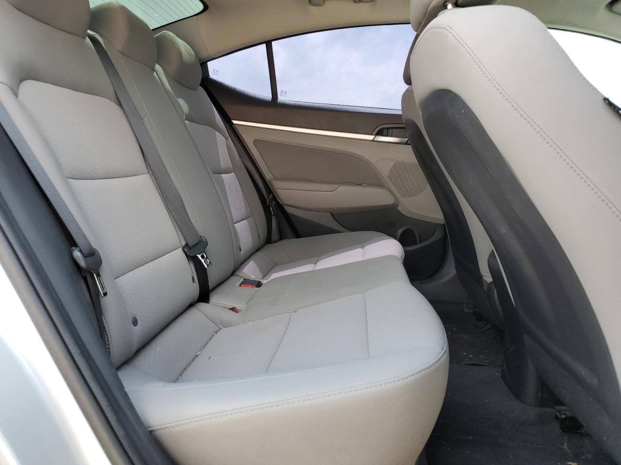 5NPD84LF8KH422265 2019 Hyundai Elantra Sel