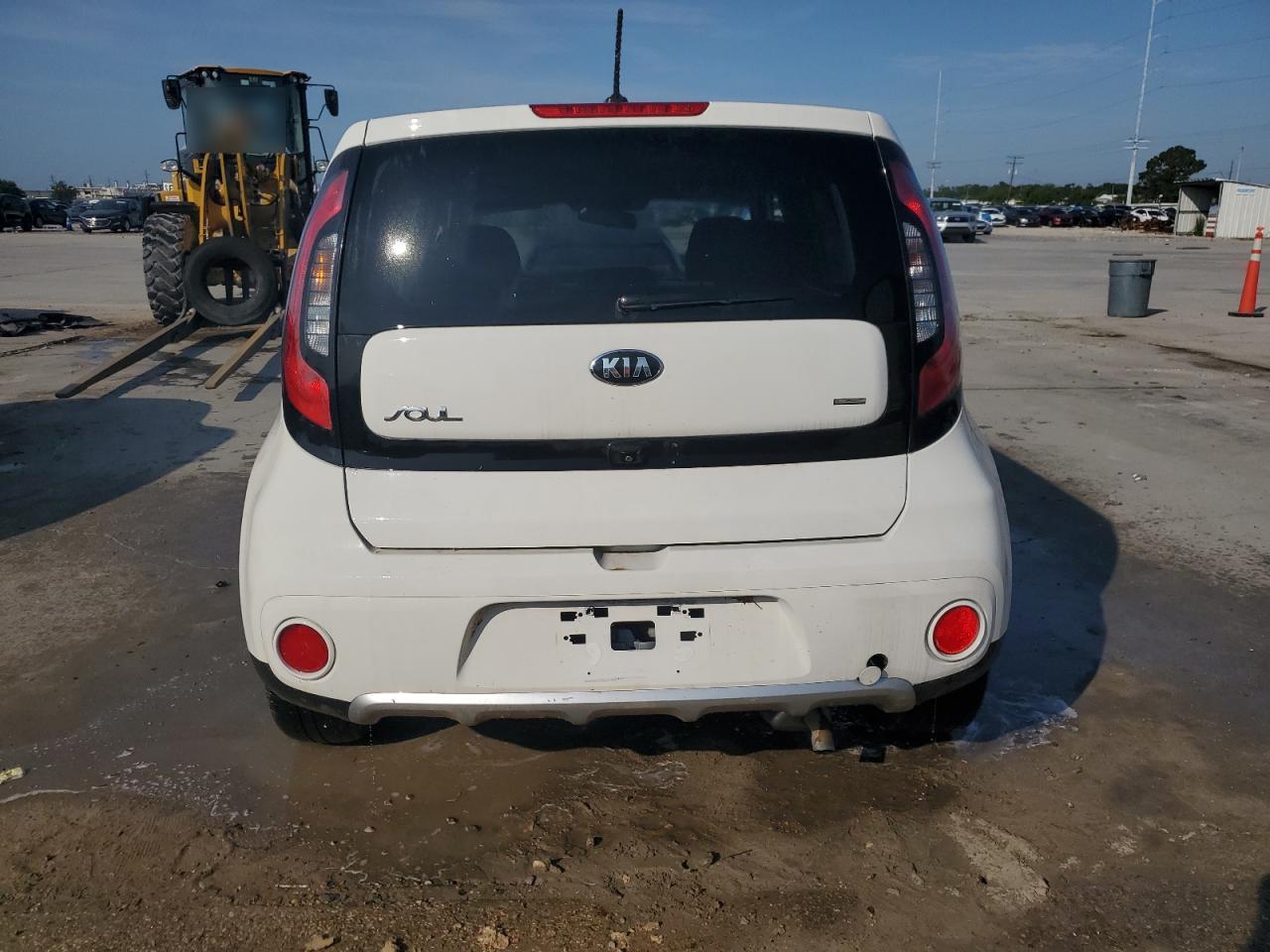 KNDJP3A51H7449931 2017 Kia Soul +