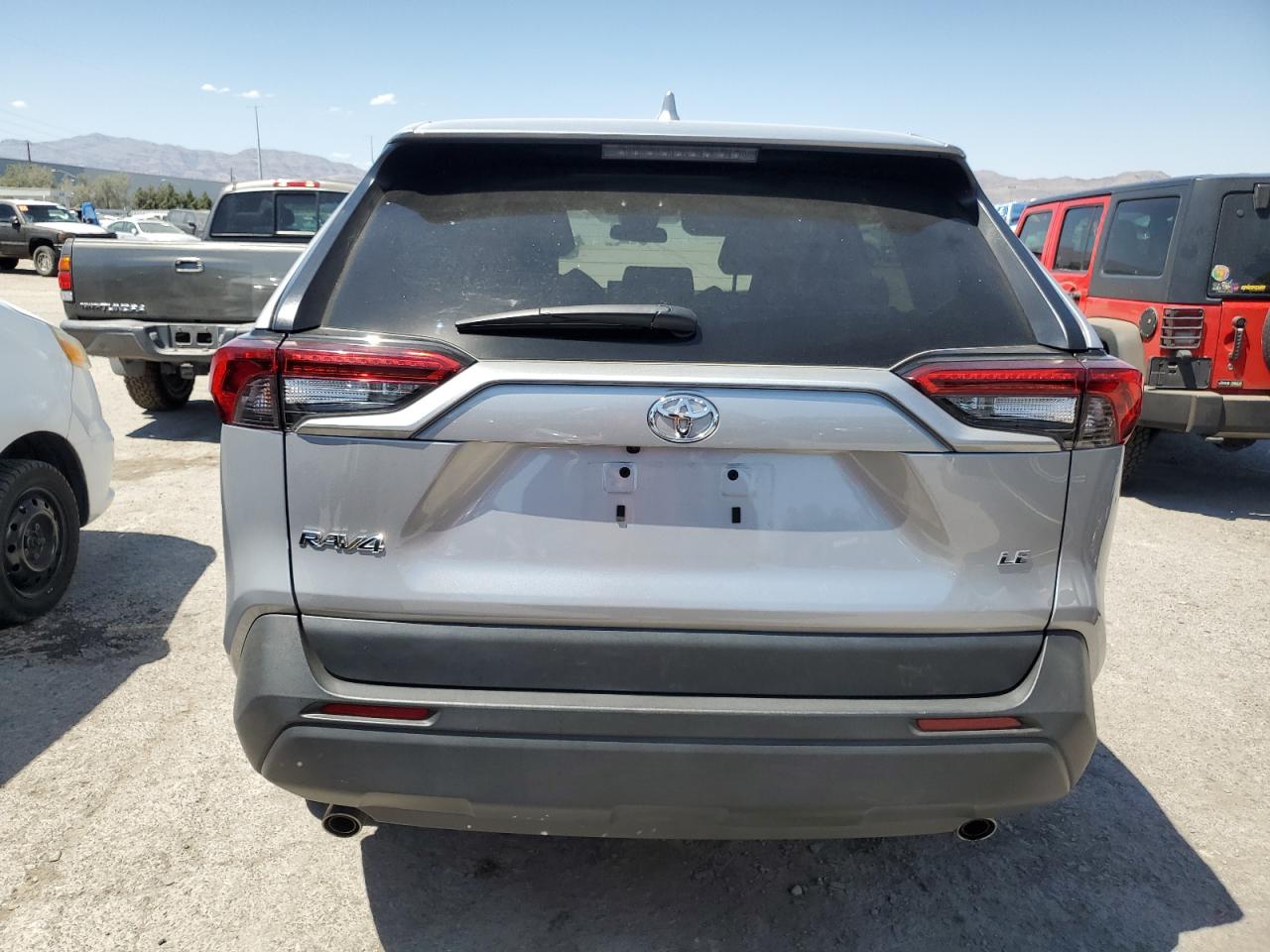 2T3H1RFV0NC198087 2022 Toyota Rav4 Le