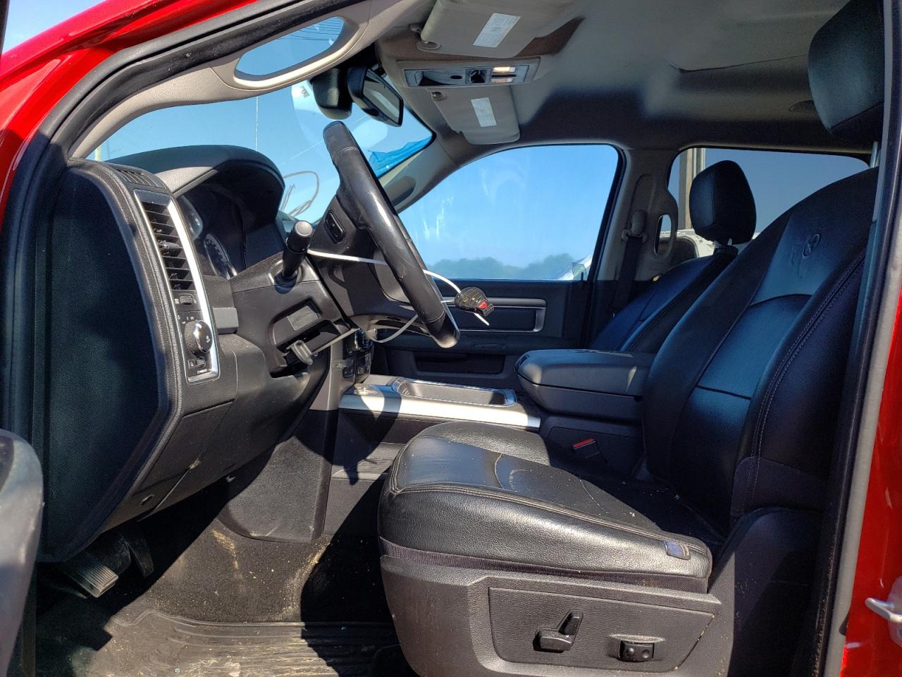 1C6RR7LT2GS212917 2016 Ram 1500 Slt