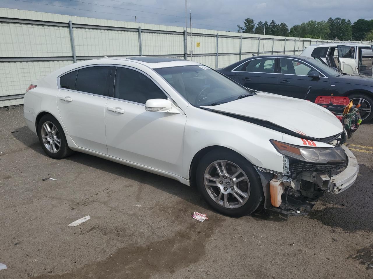 19UUA8F21AA021765 2010 Acura Tl