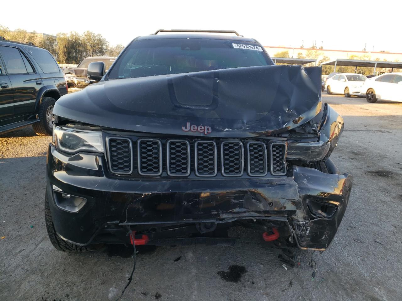 1C4RJFLT3JC129900 2018 Jeep Grand Cherokee Trailhawk