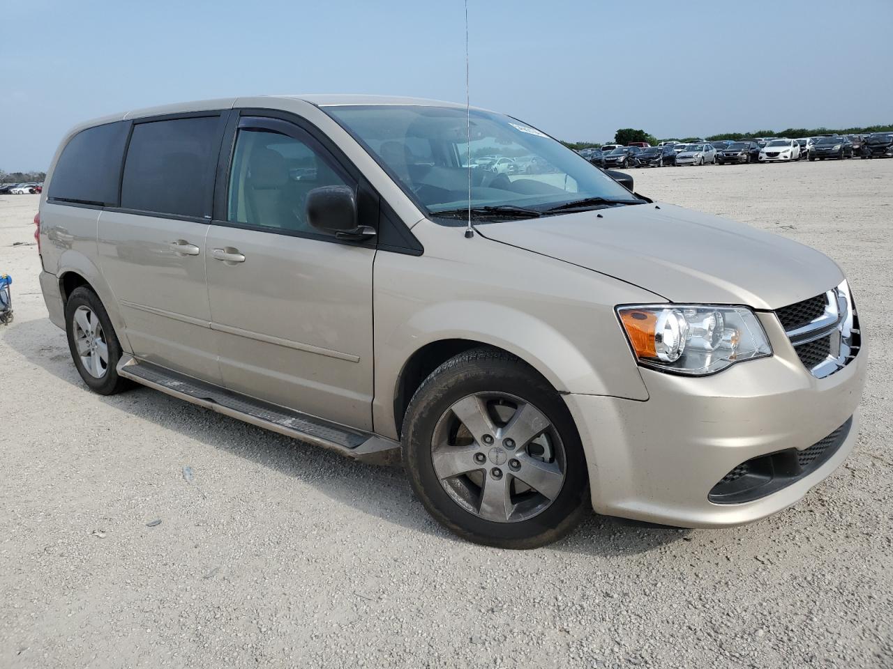 2C4RDGBG4DR766033 2013 Dodge Grand Caravan Se