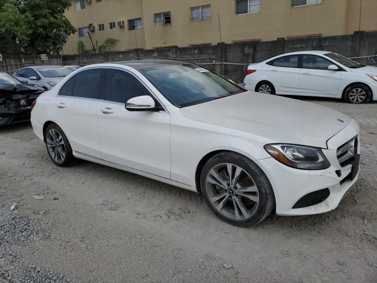 WDDWF4JB0JR340946 2018 Mercedes-Benz C 300