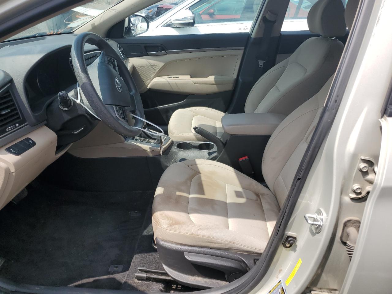 KMHD74LF4HU399886 2017 Hyundai Elantra Se