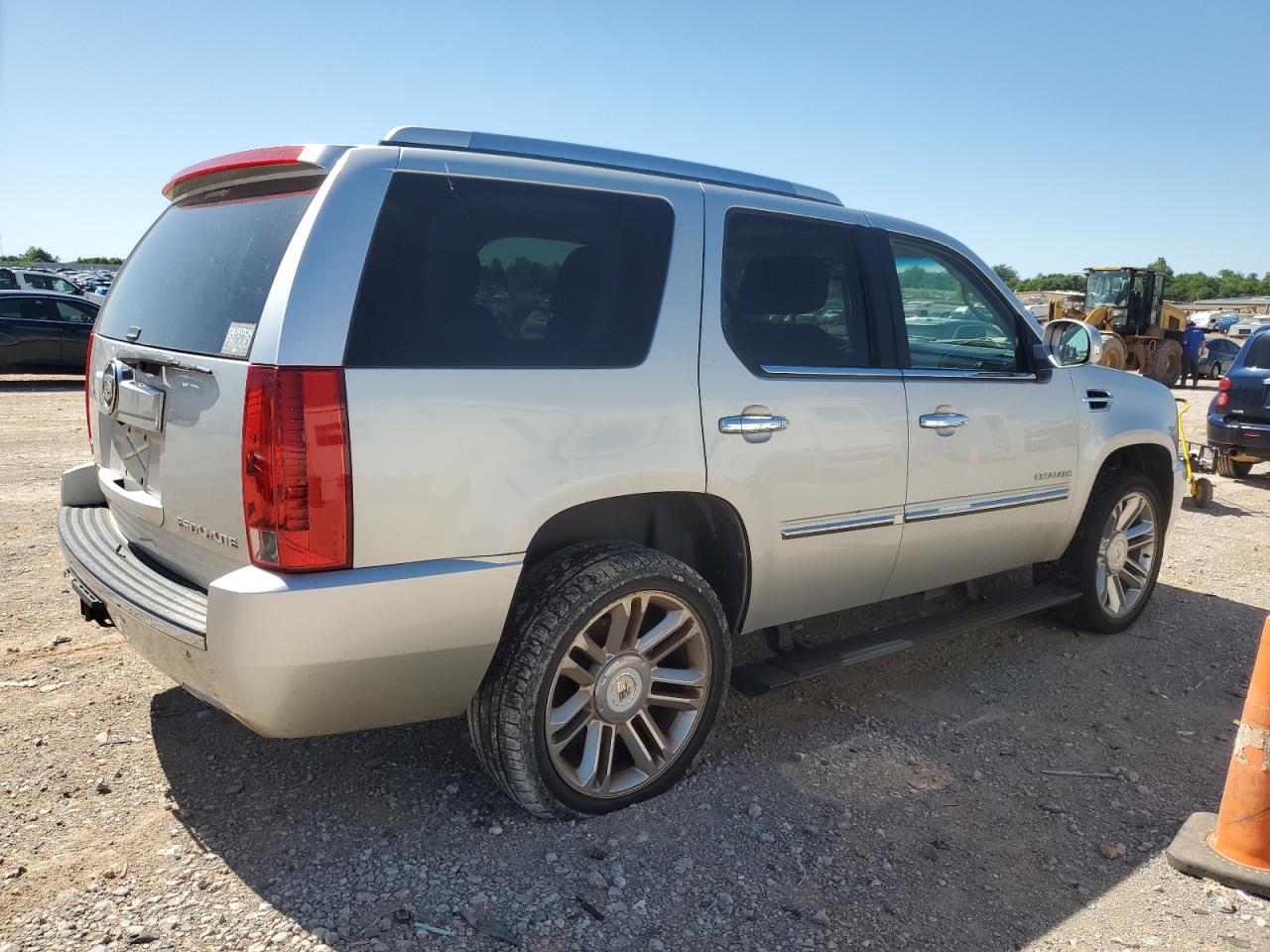 2012 Cadillac Escalade Platinum vin: 1GYS4DEF3CR197984