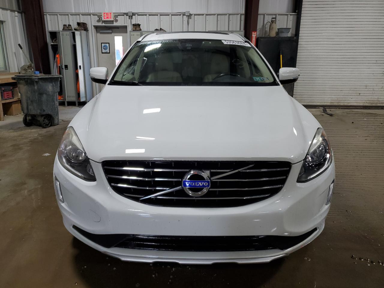 YV4902RD6F2623979 2015 Volvo Xc60 T6 Platinum