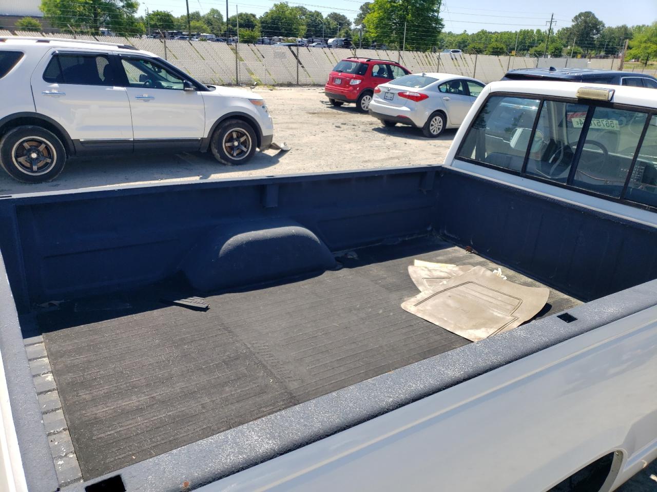 1GCDC14K3LE115676 1990 Chevrolet Gmt-400 C1500