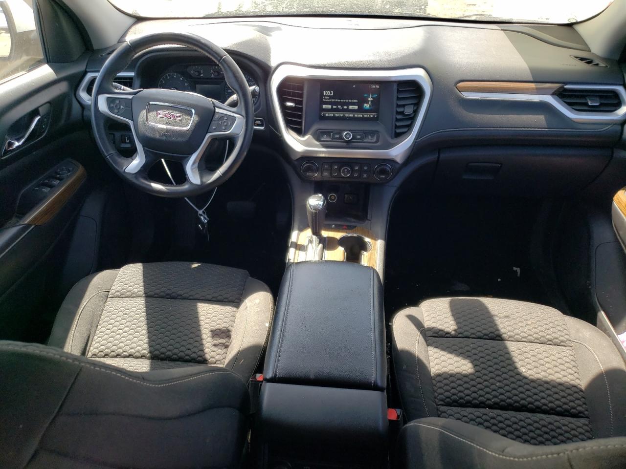 1GKKNKLA3HZ249009 2017 GMC Acadia Sle