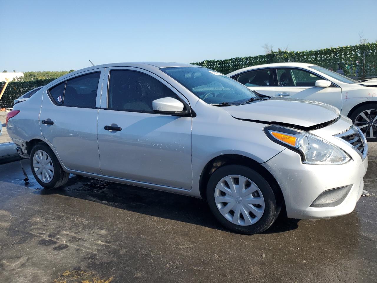 2019 Nissan Versa S vin: 3N1CN7AP9KL877047