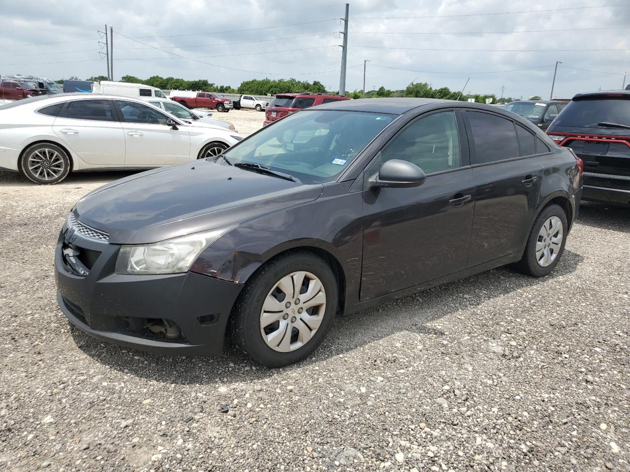 2014 Chevrolet Cruze Ls vin: 1G1PA5SG2E7136026