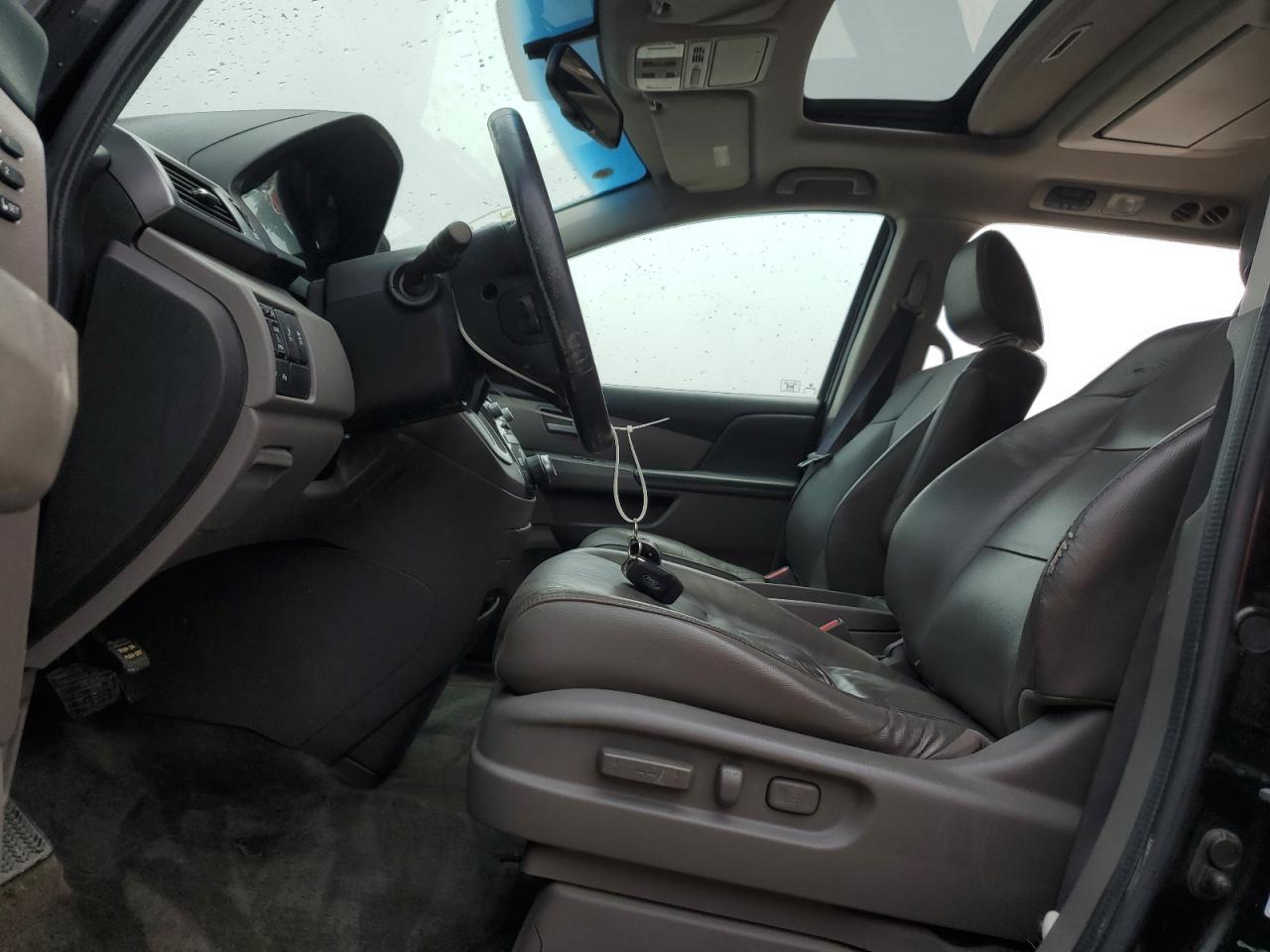 5FNRL5H91CB092904 2012 Honda Odyssey Touring