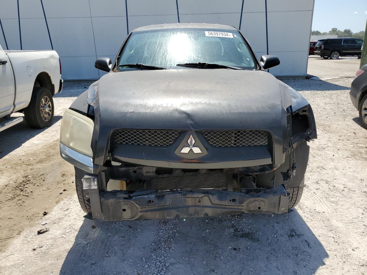 1Z7HC22K48S572164 2008 Mitsubishi Raider Ls