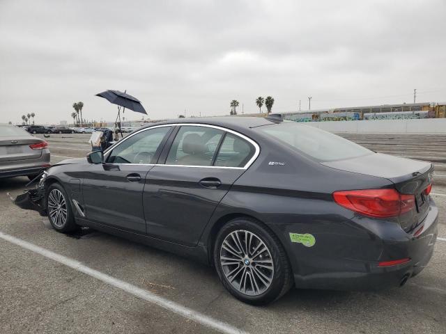 VIN WBAJA9C50KB398957 2019 BMW 5 Series, 530E no.2