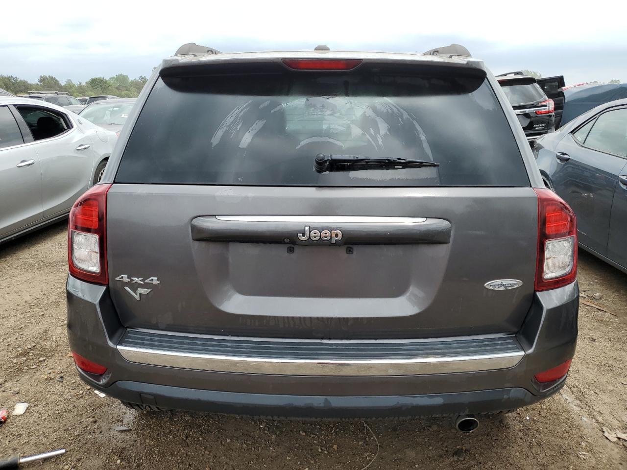 1C4NJDEB9GD729492 2016 Jeep Compass Latitude