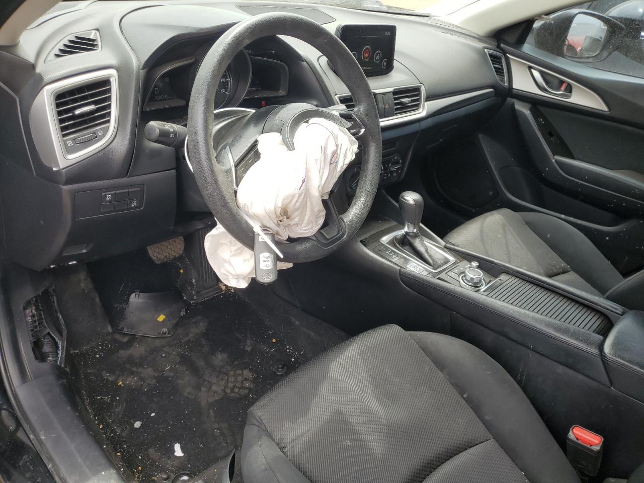 3MZBN1K77JM161077 2018 Mazda 3 Sport