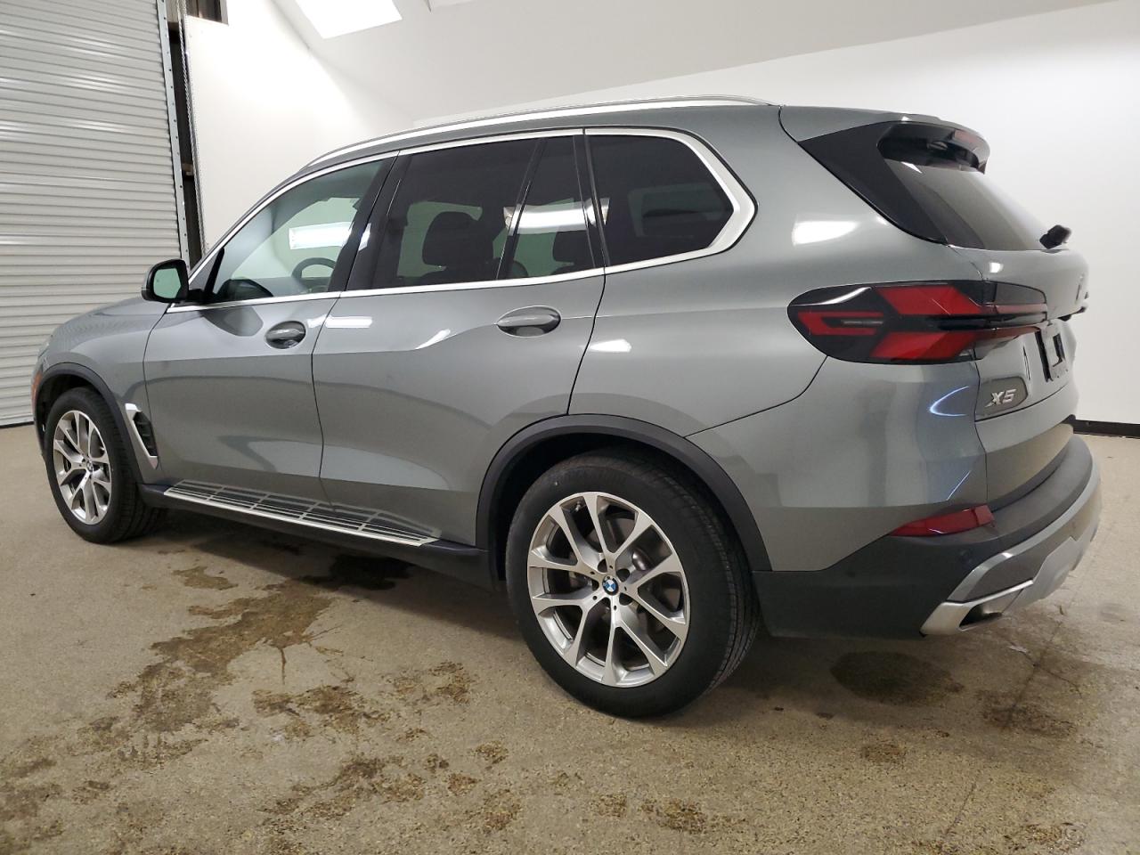 5UX23EU0XR9T46300 2024 BMW X5 xDrive40I