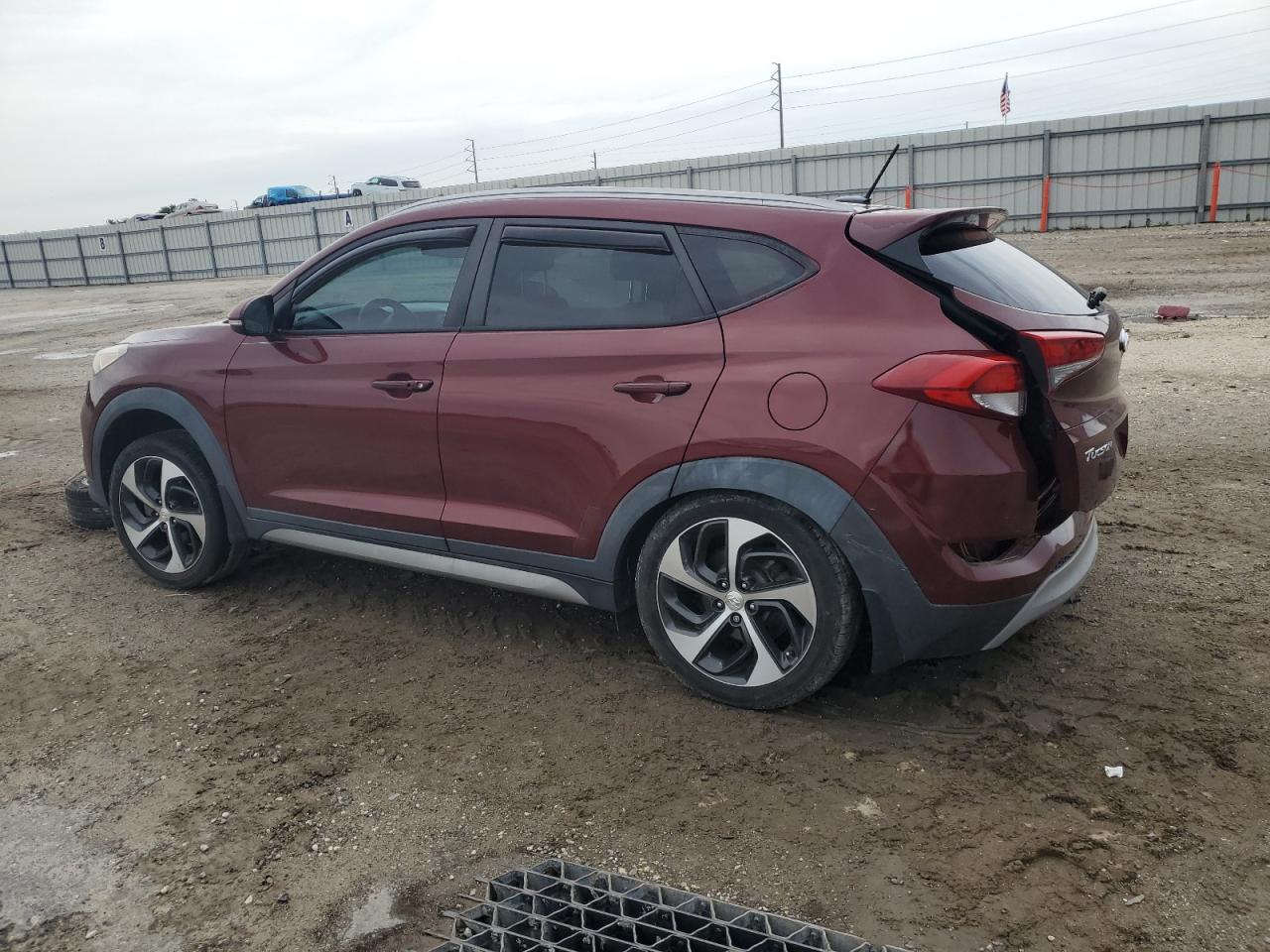 KM8J33A25HU308343 2017 Hyundai Tucson Limited