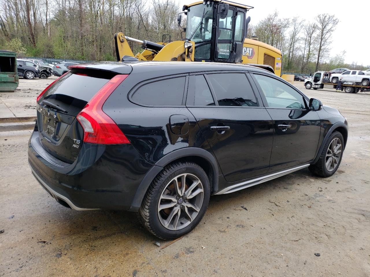 YV440MWK5J2054950 2018 Volvo V60 Cross Country Premier