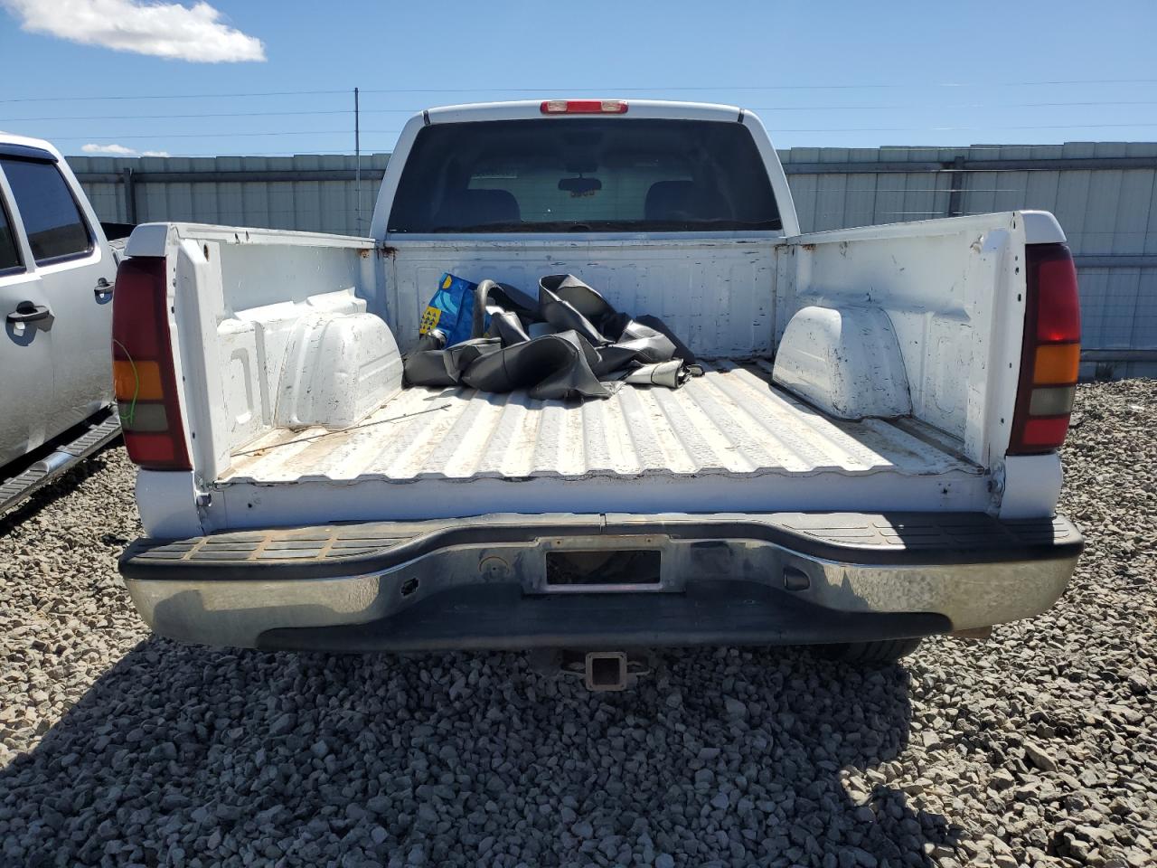 1GCEK19T9YE281636 2000 Chevrolet Silverado K1500