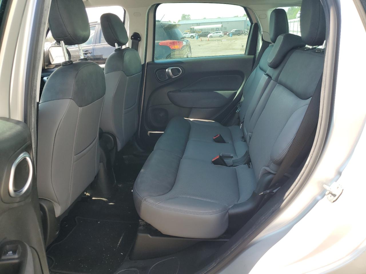 ZFBCFACH5EZ021564 2014 Fiat 500L Lounge