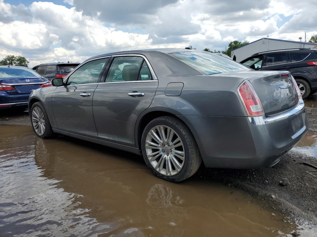 2C3CA5CG5BH523579 2011 Chrysler 300 Limited