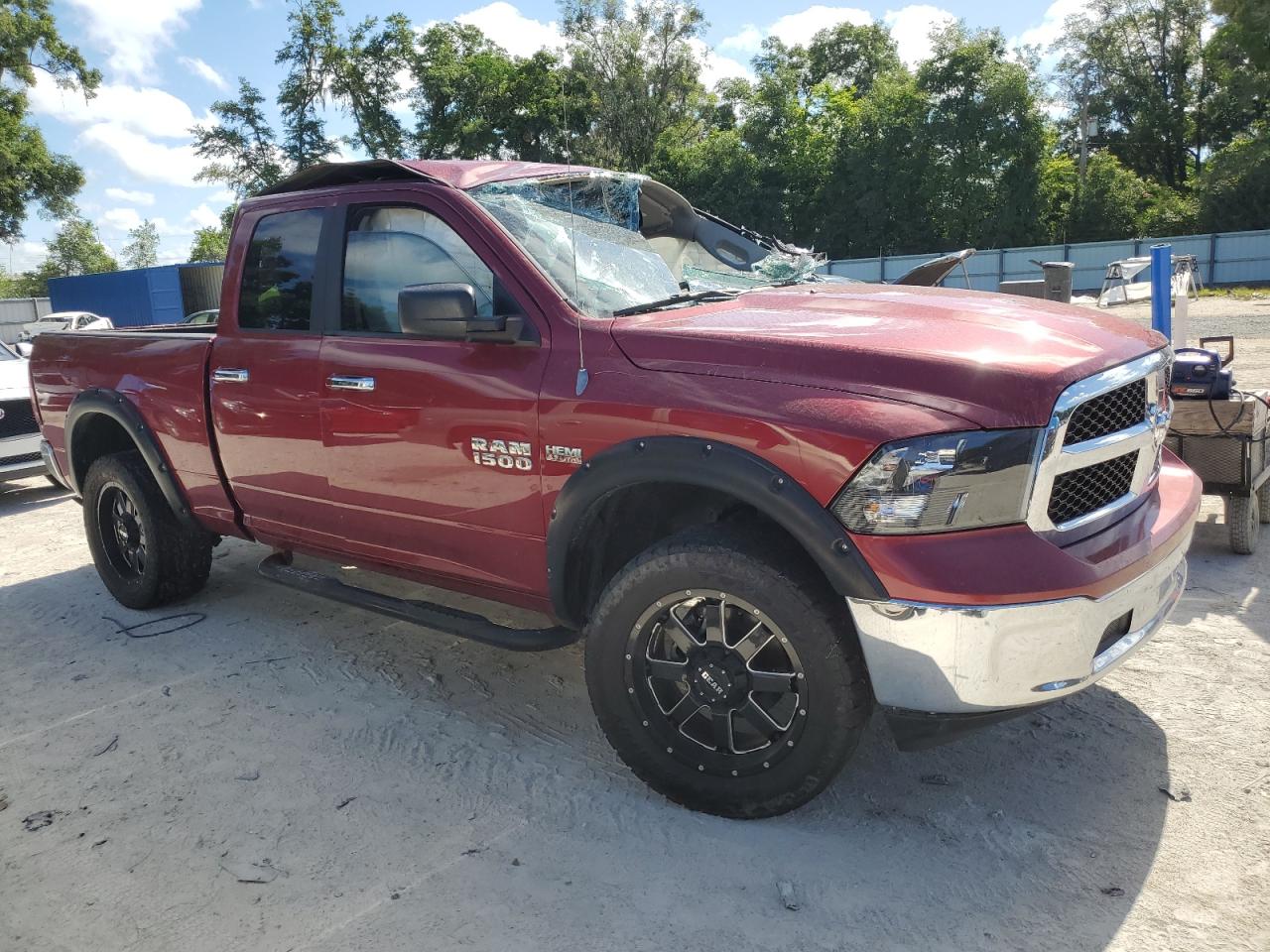 1C6RR7GT3ES149883 2014 Ram 1500 Slt