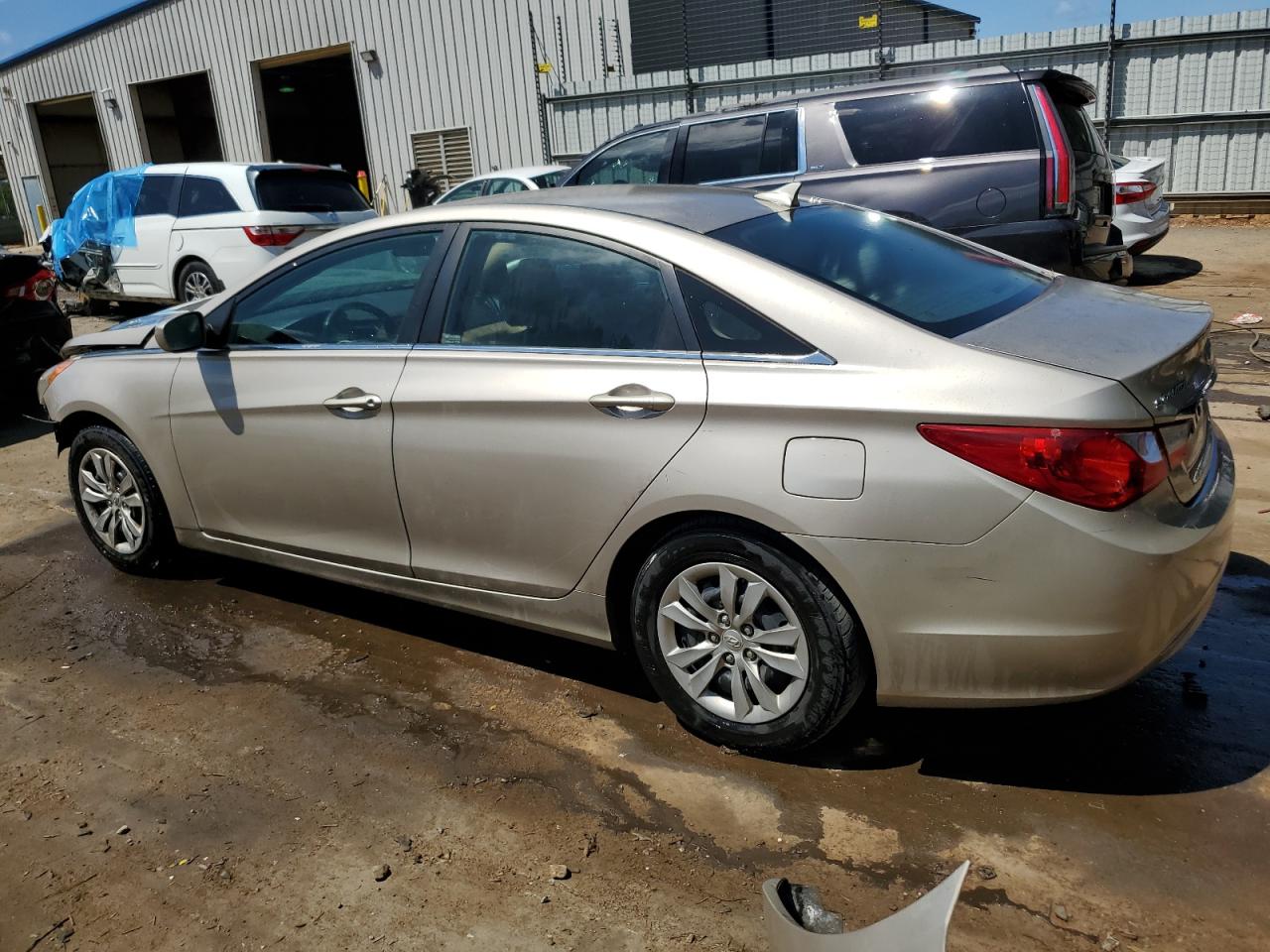 5NPEB4ACXBH067355 2011 Hyundai Sonata Gls