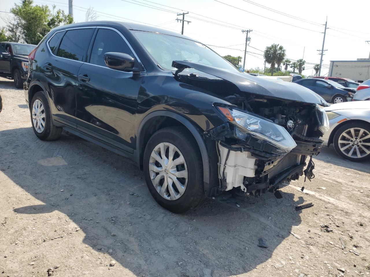 JN8AT2MT6JW457197 2018 Nissan Rogue S