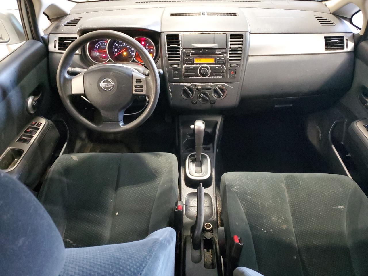 3N1BC1CP8AL369923 2010 Nissan Versa S