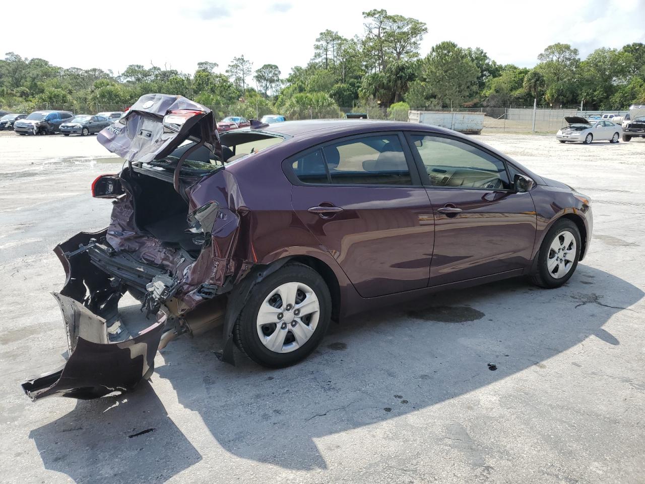 2018 Kia Forte Lx vin: 3KPFK4A71JE258821